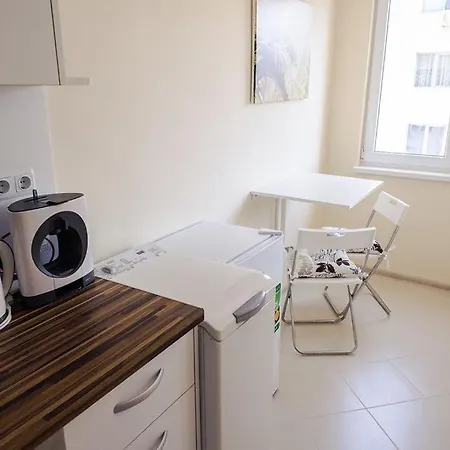 Апартамент Apartament Viking Варна